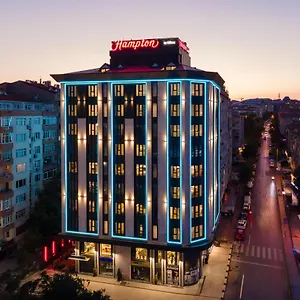 Hotel Hampton By Hilton Merter